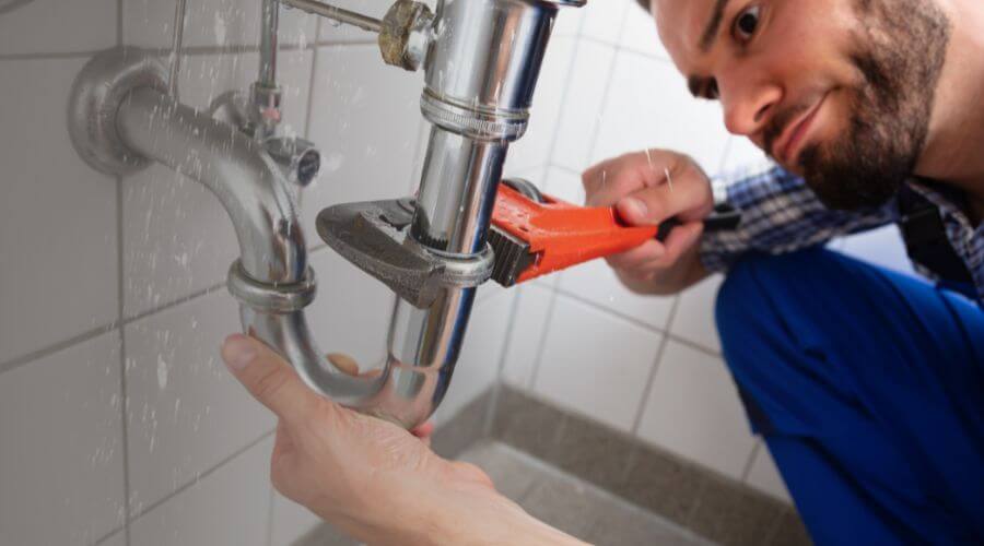 Expert burst pipe repair services in Eleanor, WV